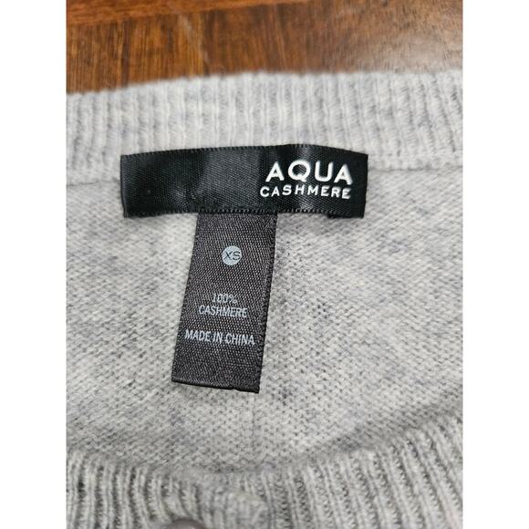 AQUA Cashmere Womens Cardigan Size XS Gray Button Front Long Sleeve Sweater - Picture 2 of 5